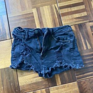 Size 4 Aeropostale black high rise jean shorts